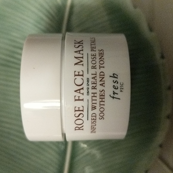 Rose Face Mask - Picture 3 of 4